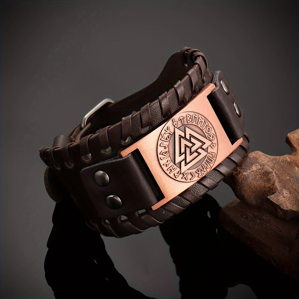 Vikingarmband i Läder med Valknut och Runor